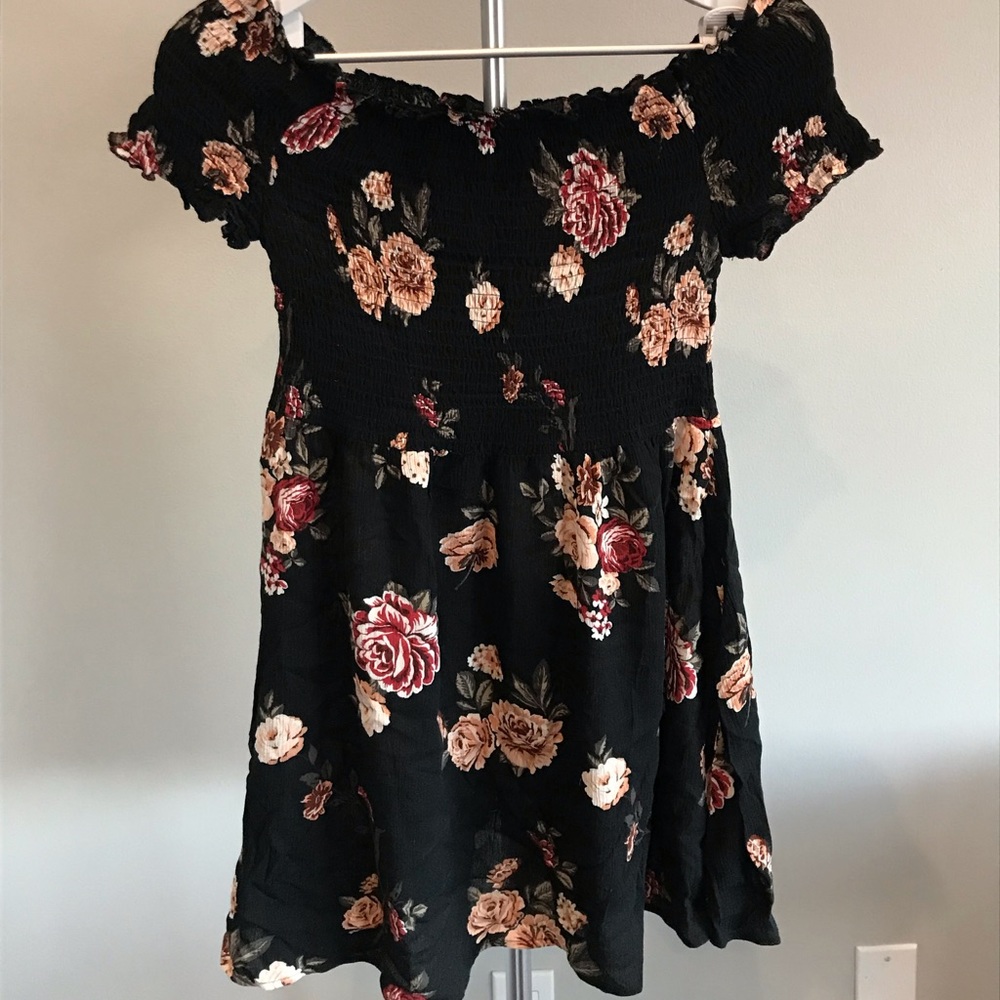 Black, off-shoulder, floral mini dress, size (S)